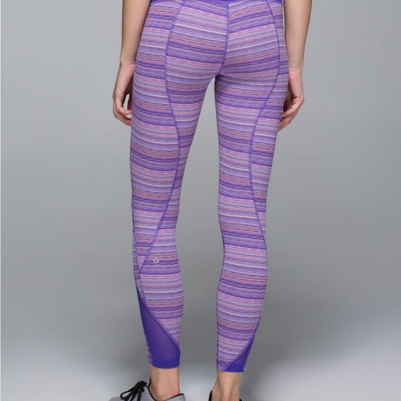 Lululemon Inspire Tight II (Mesh) Size 2 Space Dye Twist Iris Flower Pink Shell - Picture 4 of 16